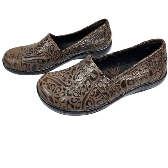 BOC Embossed Tooled Leather Clogs - Picture 1 of 4